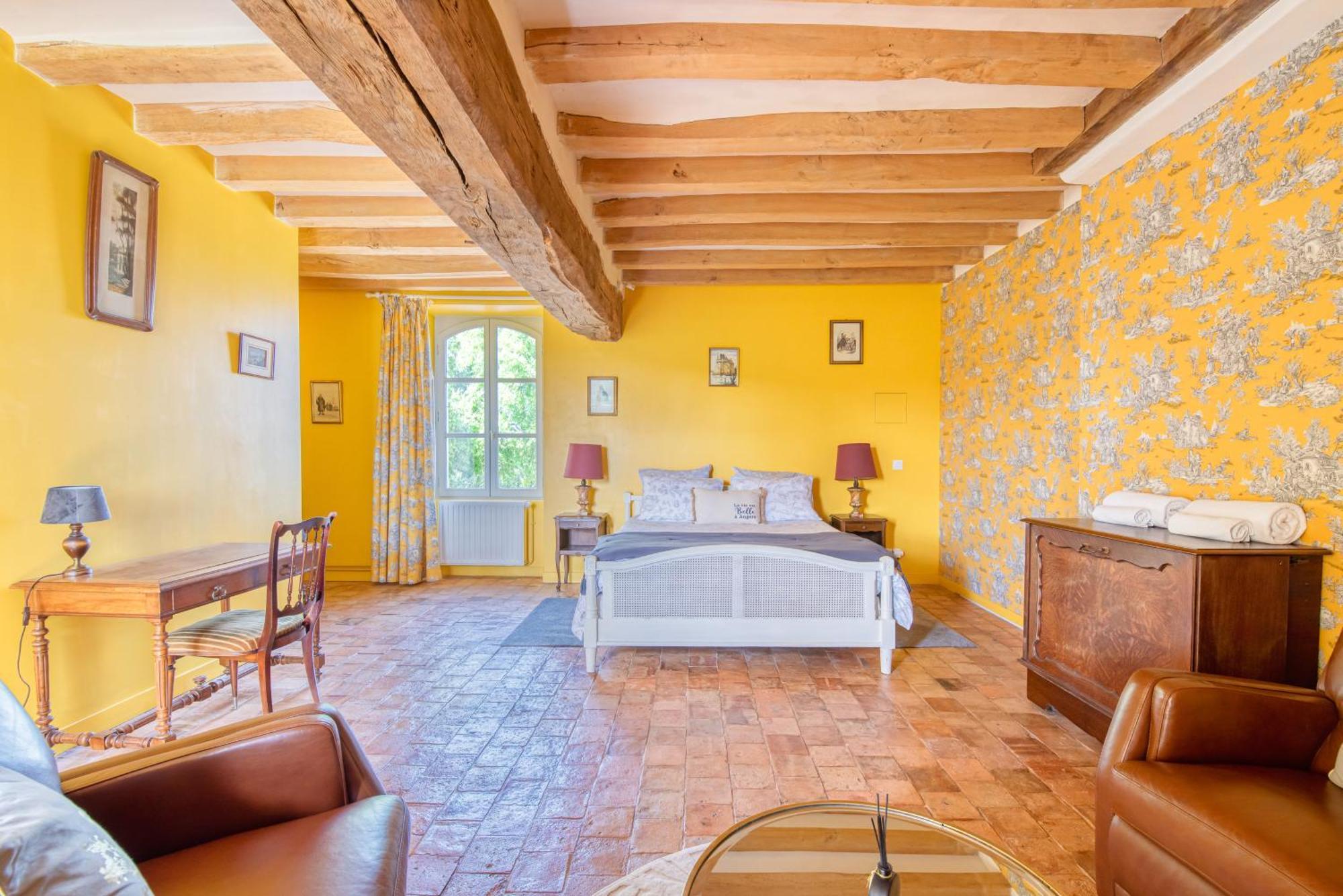 La Fontaine Du Mont Hotel Murs-Erigne Bagian luar foto