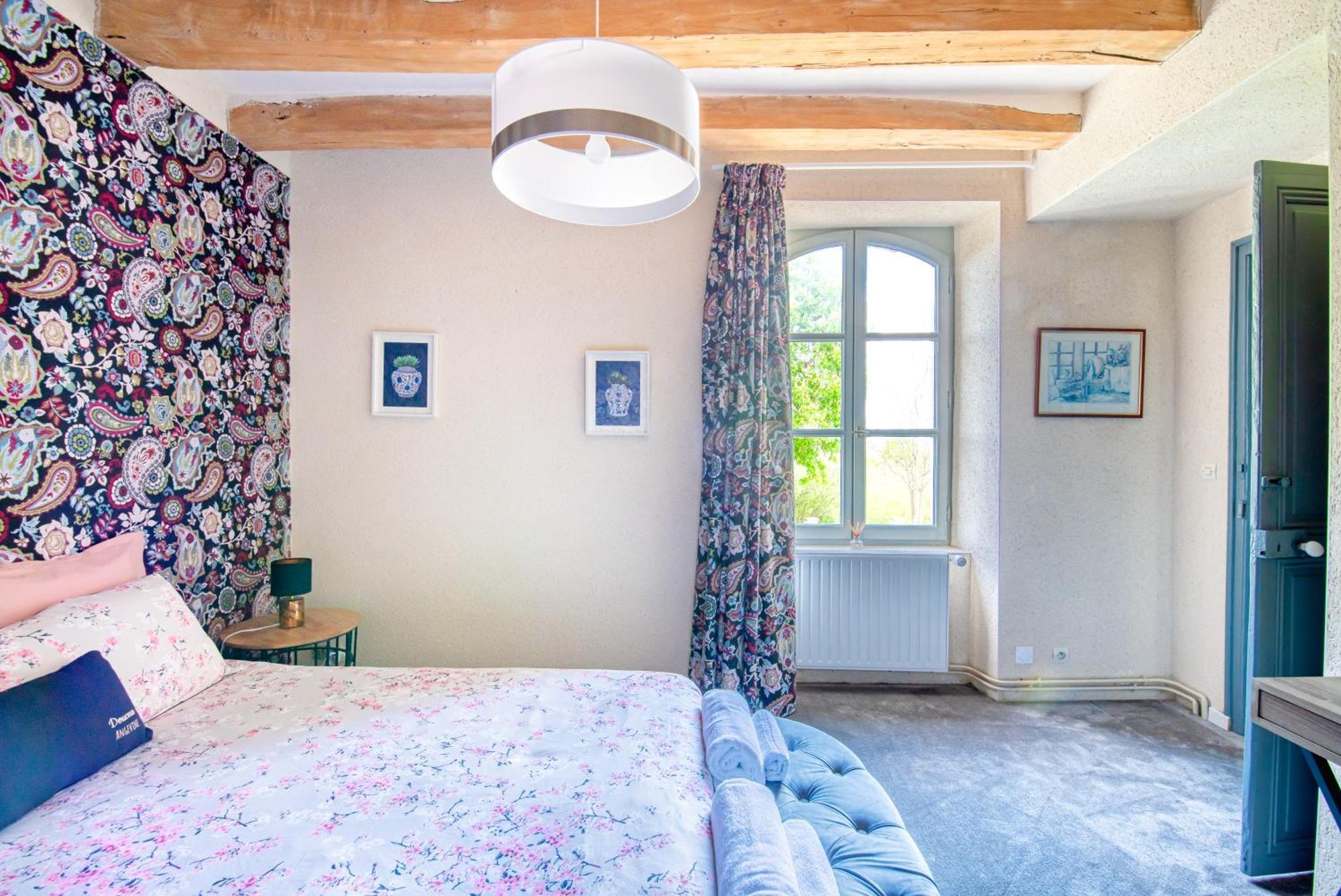 La Fontaine Du Mont Hotel Murs-Erigne Bagian luar foto